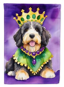 Bernedoodle King of Mardi Gras Garden Flag Mailbox Flag Decorative Yard Flag Banner Outside Patio Artwork Yard Flower Beds, Garden Size, Multicolor